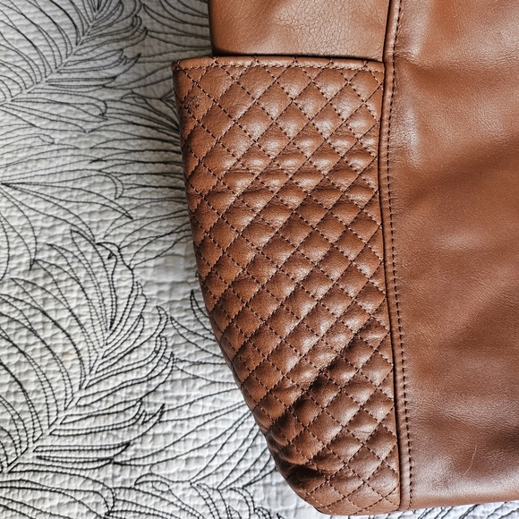 NWOT Vera Bradley Quilted Leather Tote Brown Camel - Picture 4 of 16